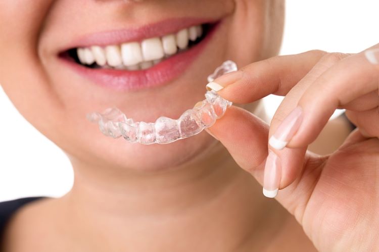 How Invisible Braces have Revolutionised the Business of Teeth Straightening