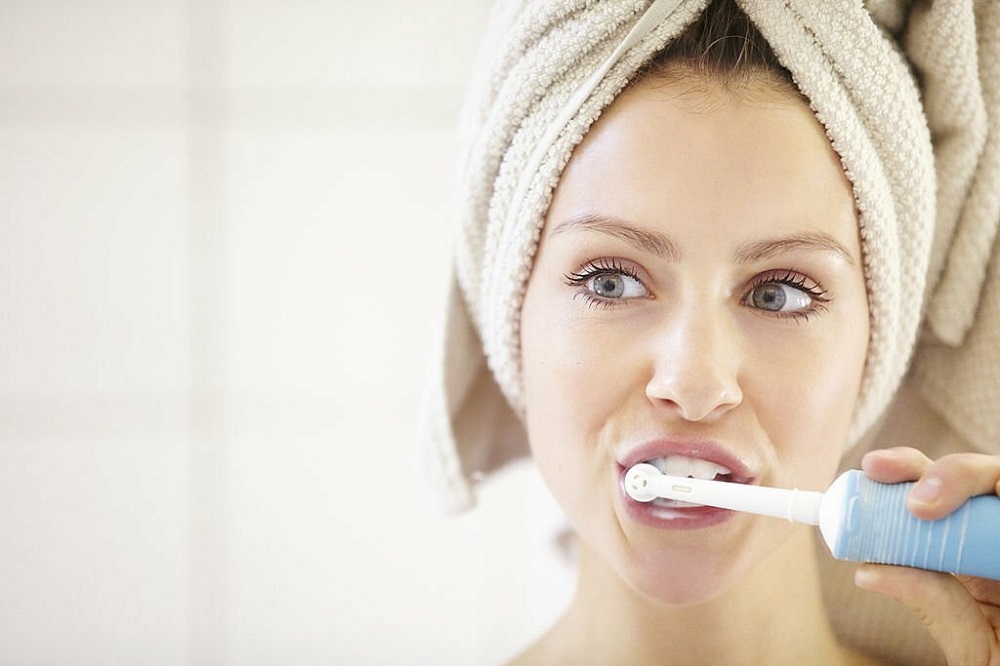 How are Smart Toothbrushes Improving Oral Hygiene